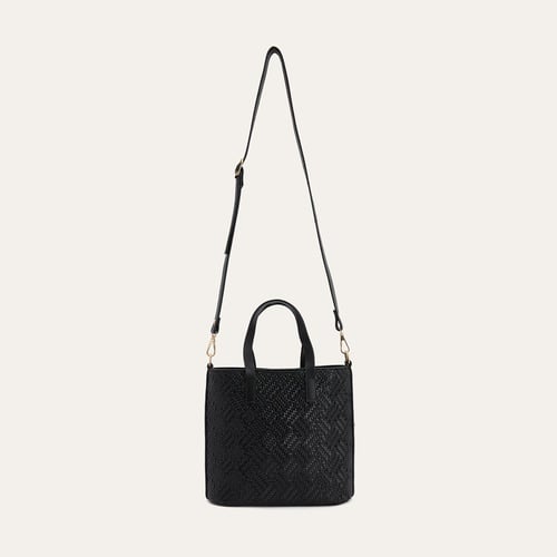 ÖRGÜ DOKULU OMUZ ÇANTASI