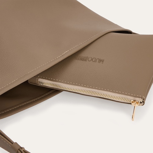 CÜZDAN DETAYLI OMUZ ÇANTASI