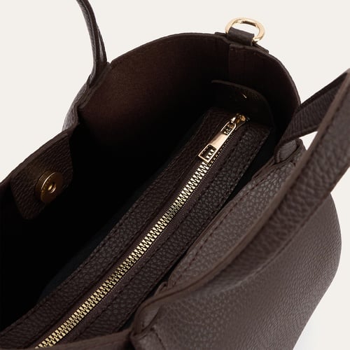 DERİ GÖRÜNÜMLÜ OMUZ ÇANTASI