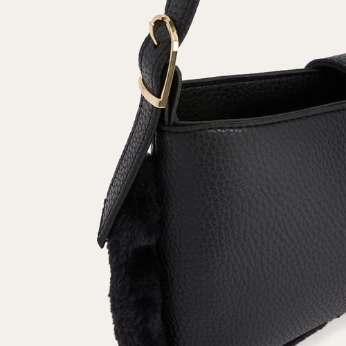 PELÜŞ DETAYLI OMUZ ÇANTASI