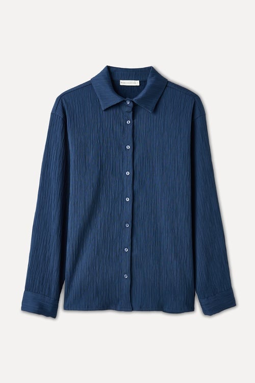 REGULAR FIT DOKULU UZUN KOLLU GÖMLEK