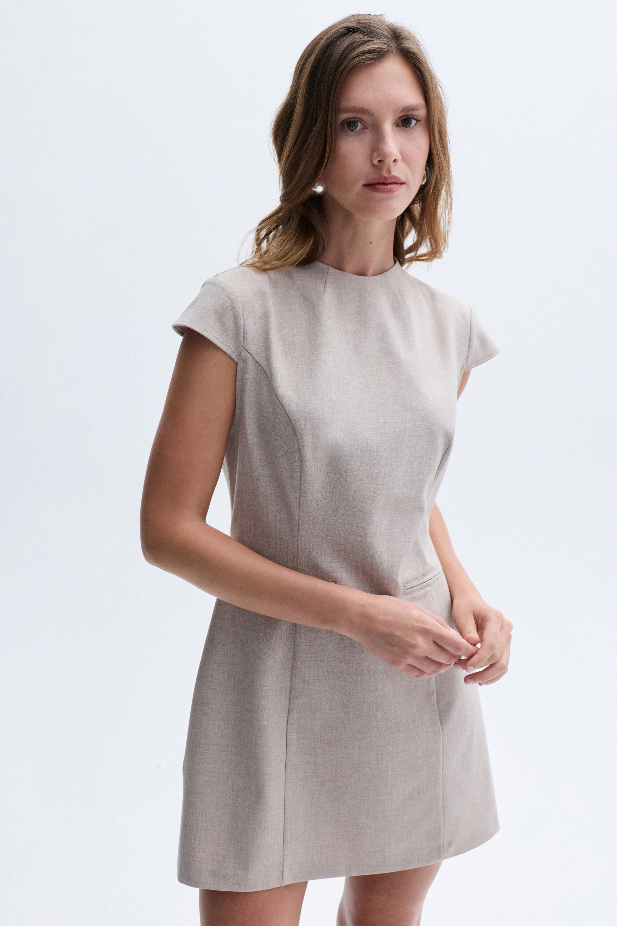 KISA KOLLU MİNİ ELBİSE