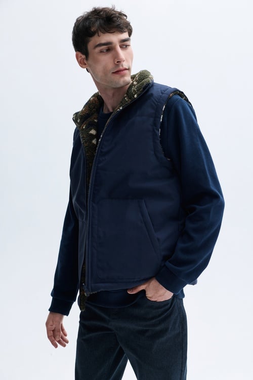 DİK YAKA JAKARLI ÇİFT TARAFLI ŞİŞME YELEK