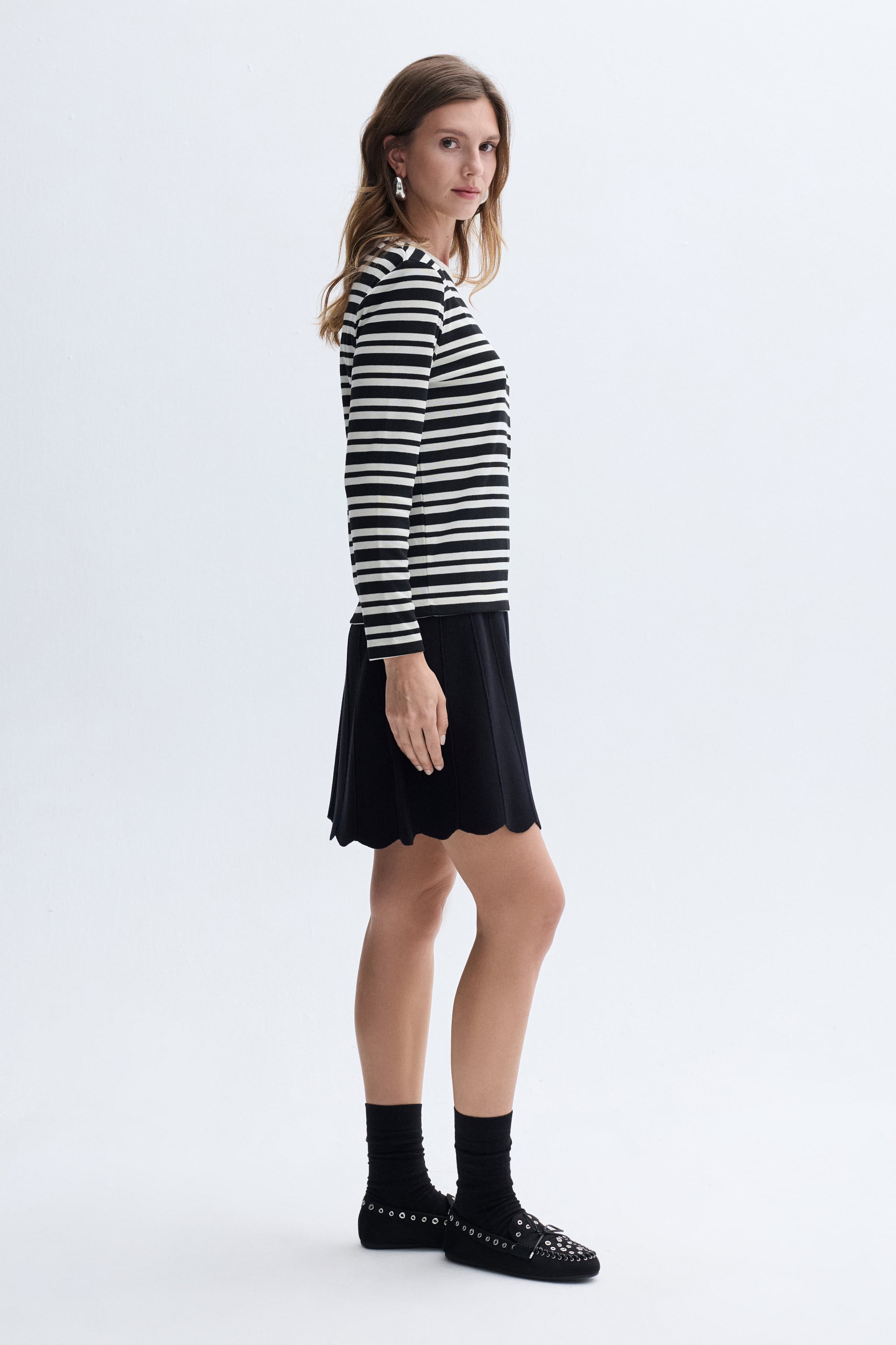 NERVÜR DİKİŞ DETAYLI MİNİ ETEK