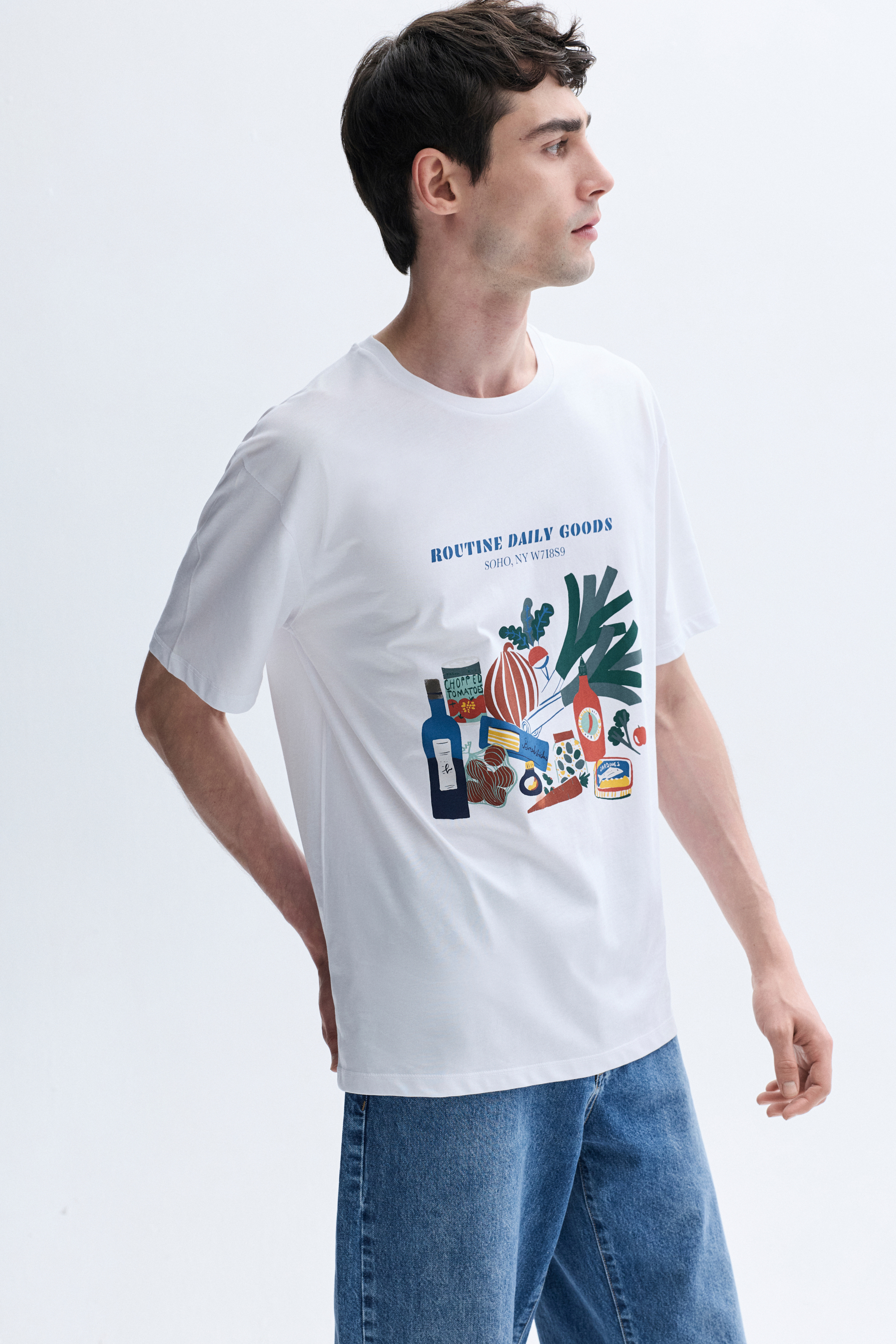 COMFORT FIT BASKILI BİSİKLET YAKA T-SHIRT