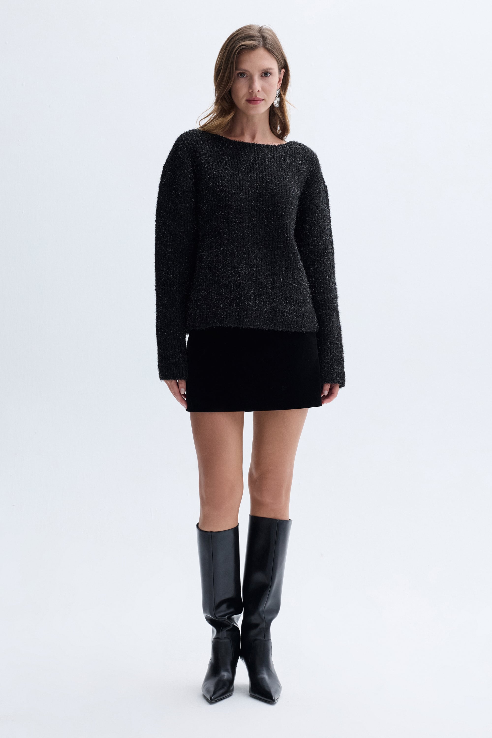 SİMLİ DÜŞÜK OMUZLU KAZAK