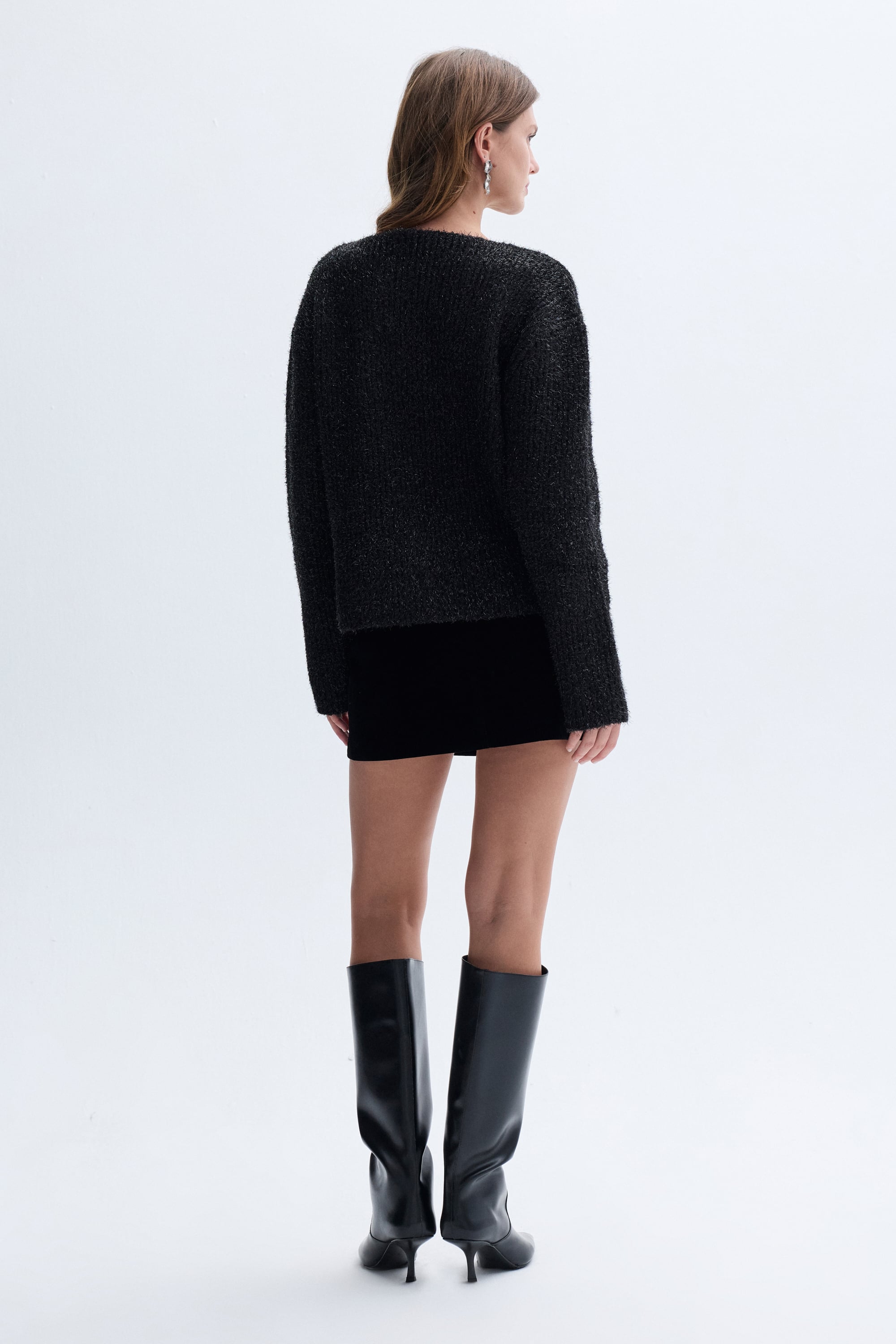 SİMLİ DÜŞÜK OMUZLU KAZAK