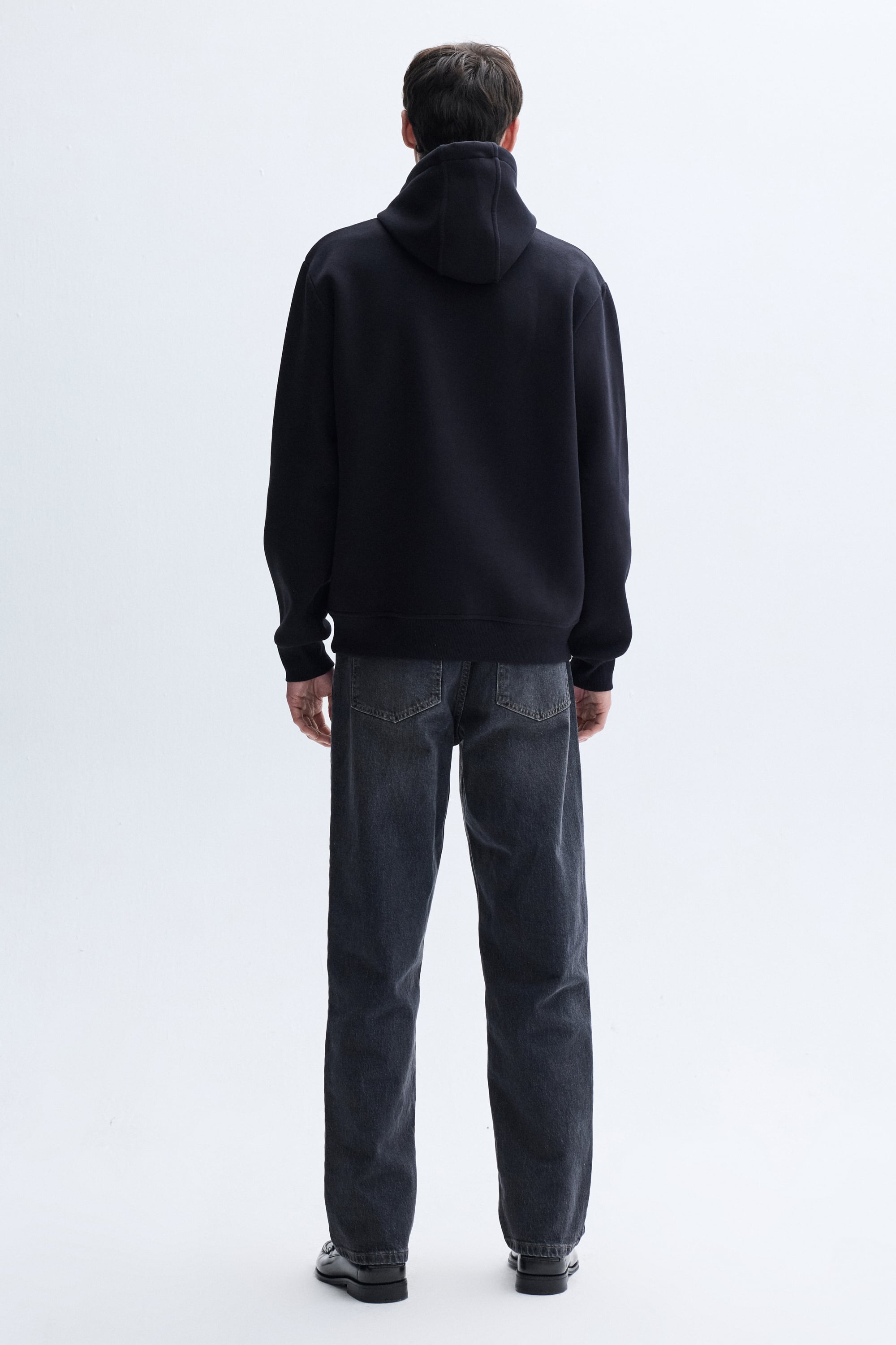 KANGURU CEPLİ KAPÜŞONLU SWEATSHIRT