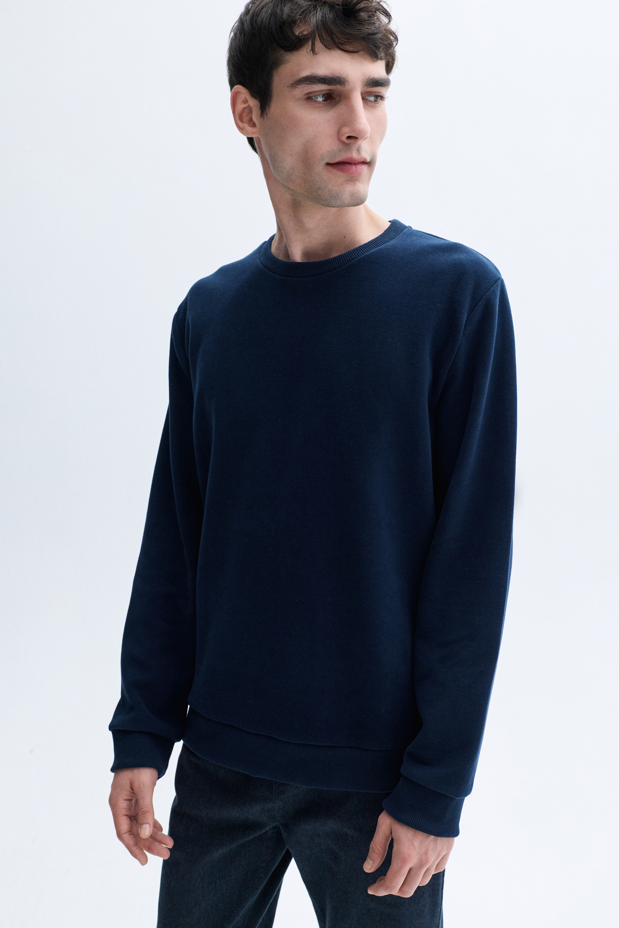 BİSİKLET YAKA SWEATSHIRT