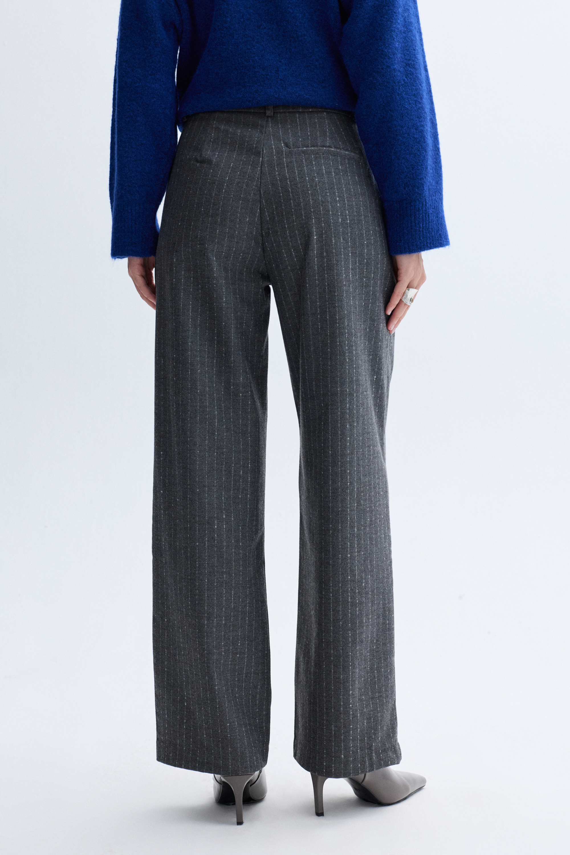 ÇİZGİLİ PİLELİ HAVUÇ PANTOLON