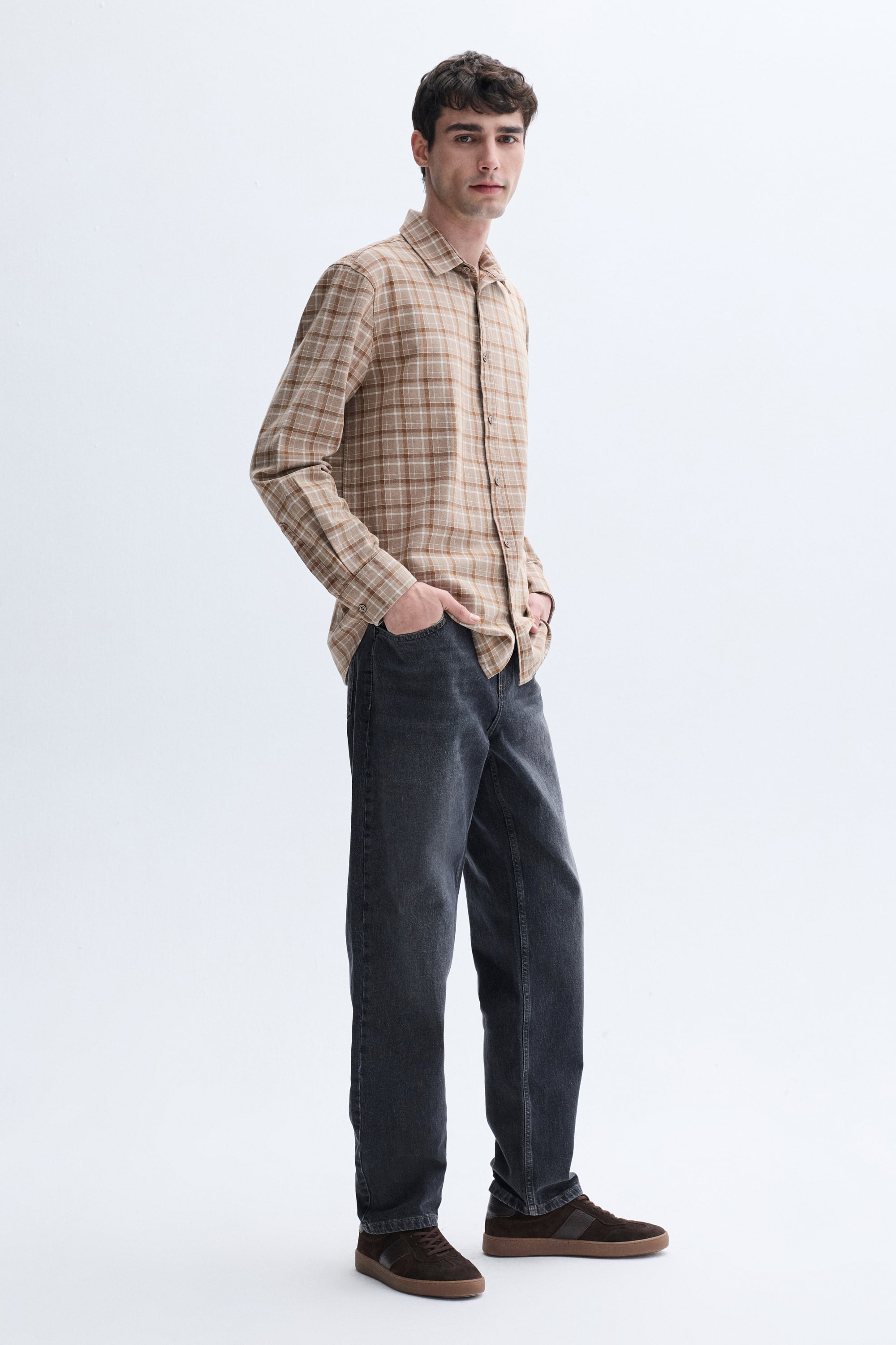 REGULAR FIT UZUN KOLLU EKOSELİ GÖMLEK