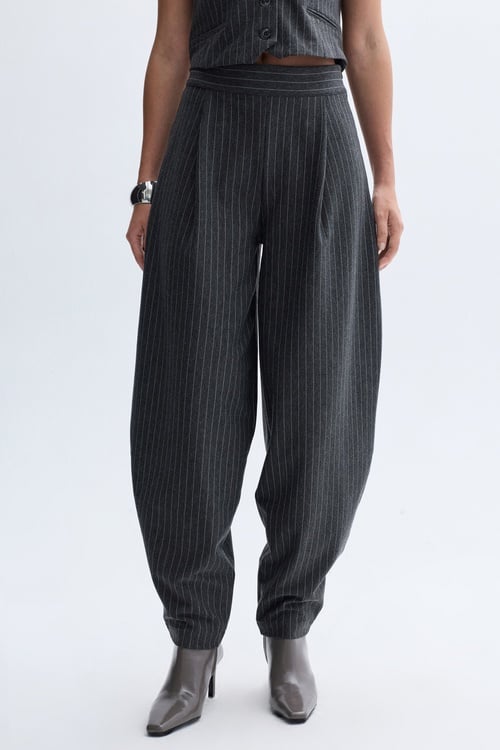 CIGARETTE FIT ÇİZGİLİ BELİ LASTİKLİ PANTOLON