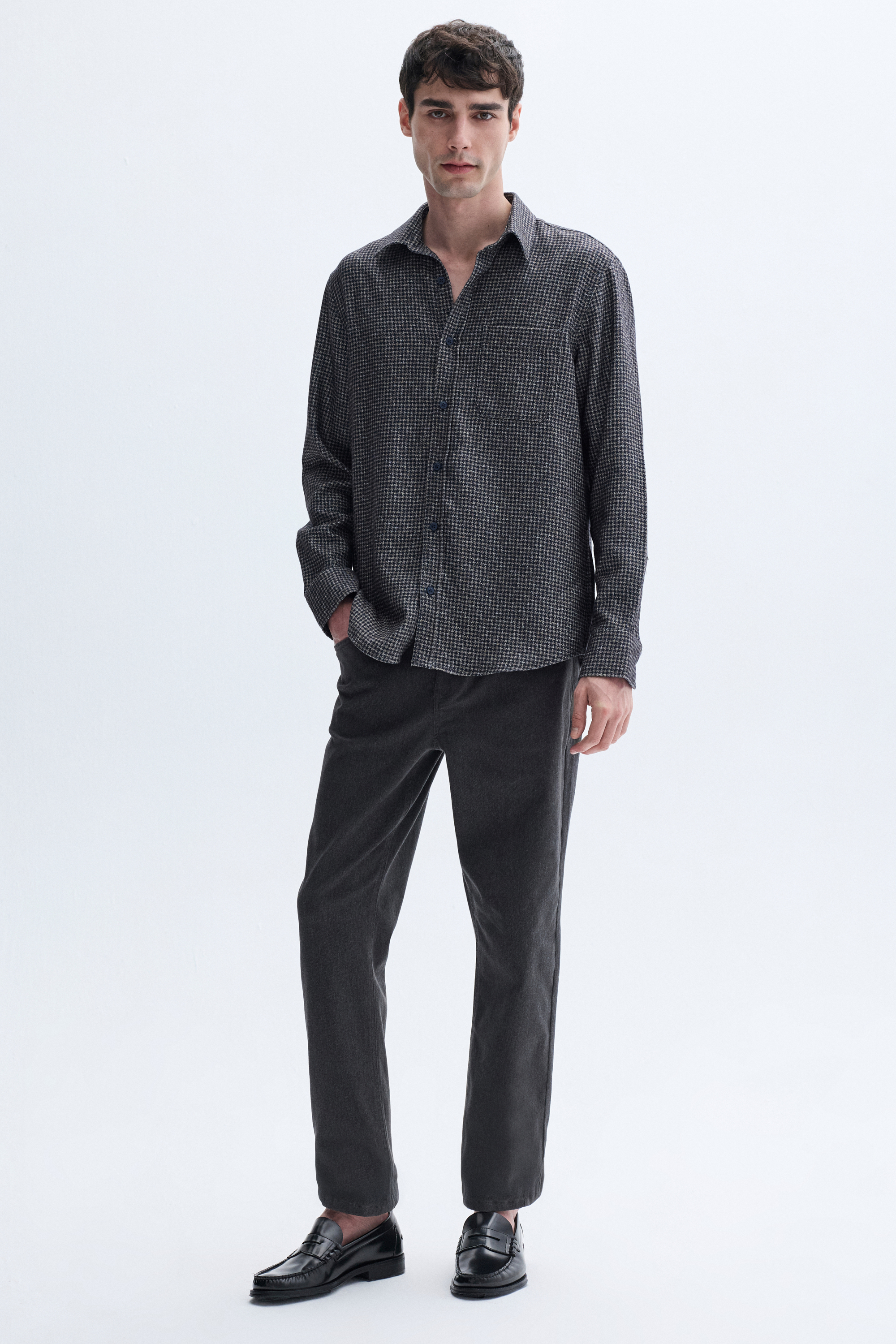 JAKARLI REGULAR FIT LİYOSEL UZUN KOLLU GÖMLEK