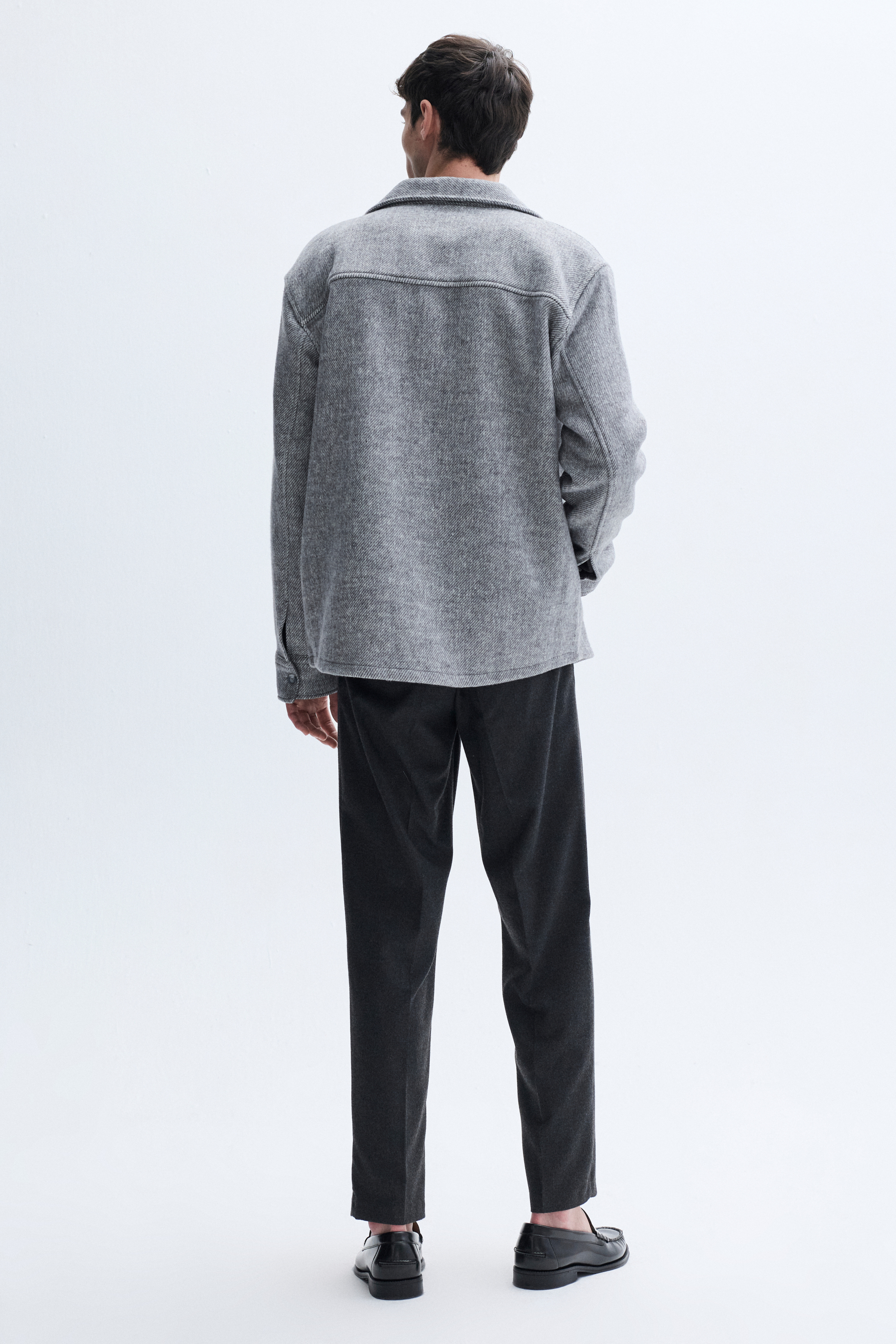 REGULAR FIT ÇOK CEPLİ GÖMLEK CEKET