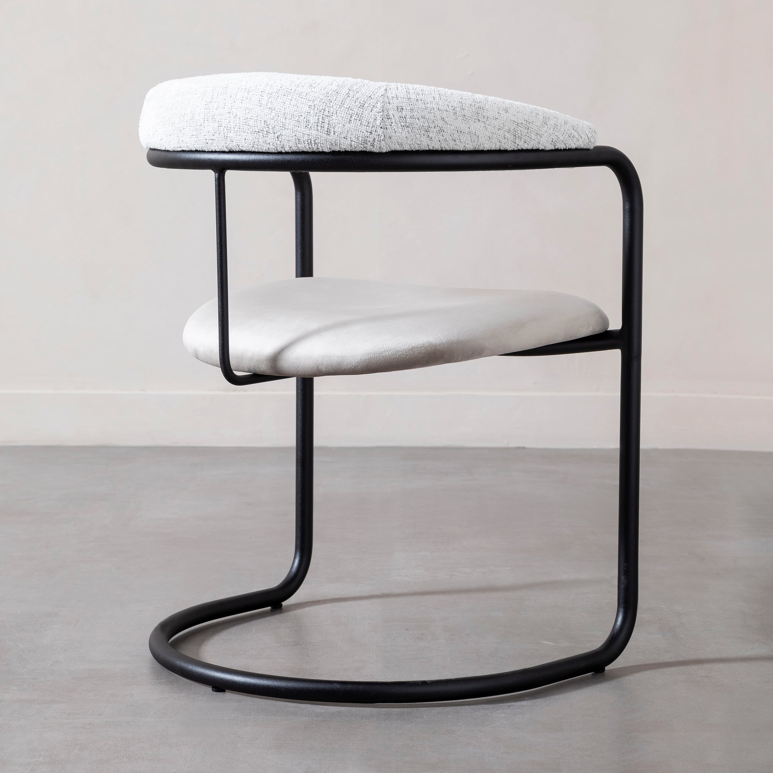 DENY SANDALYE AÇIK GRİ