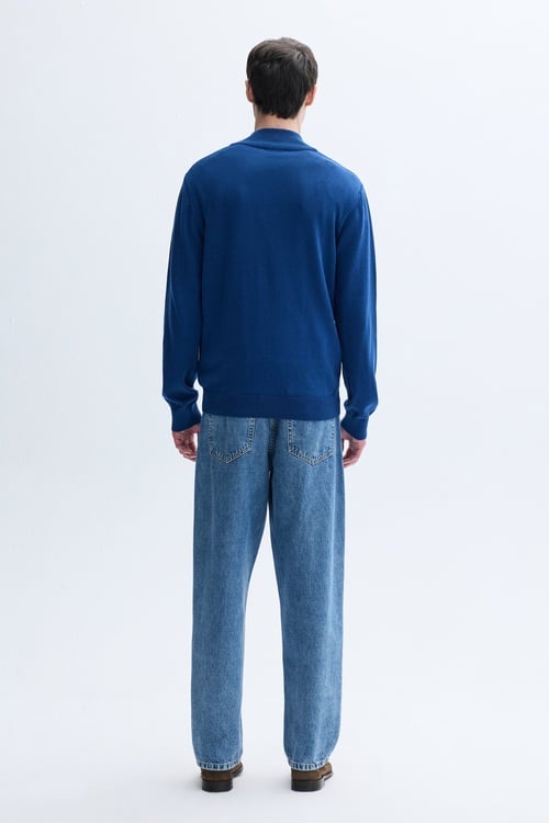 FERMUARLI DİK YAKA TRİKO KAZAK