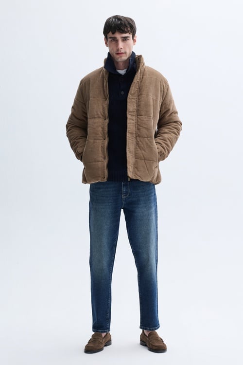 DİK YAKA KADİFE DOKULU PUFFER MONT