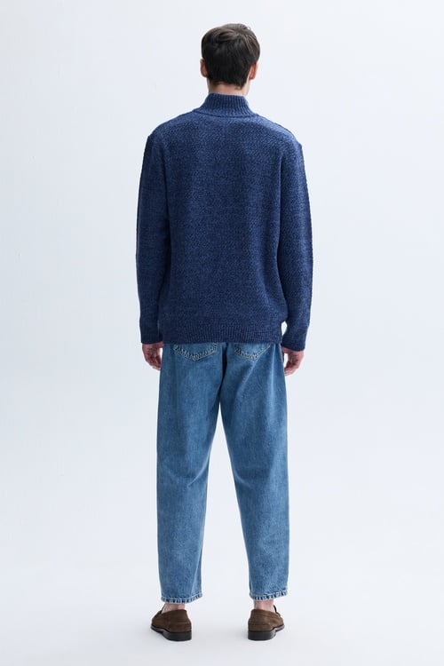 FERMUARLI DİK YAKA YÜN KARIŞIMLI KAZAK