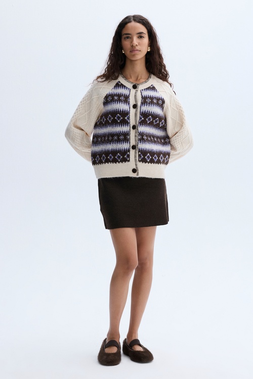  JAKARLI BİSİKLET YAKA HIRKA