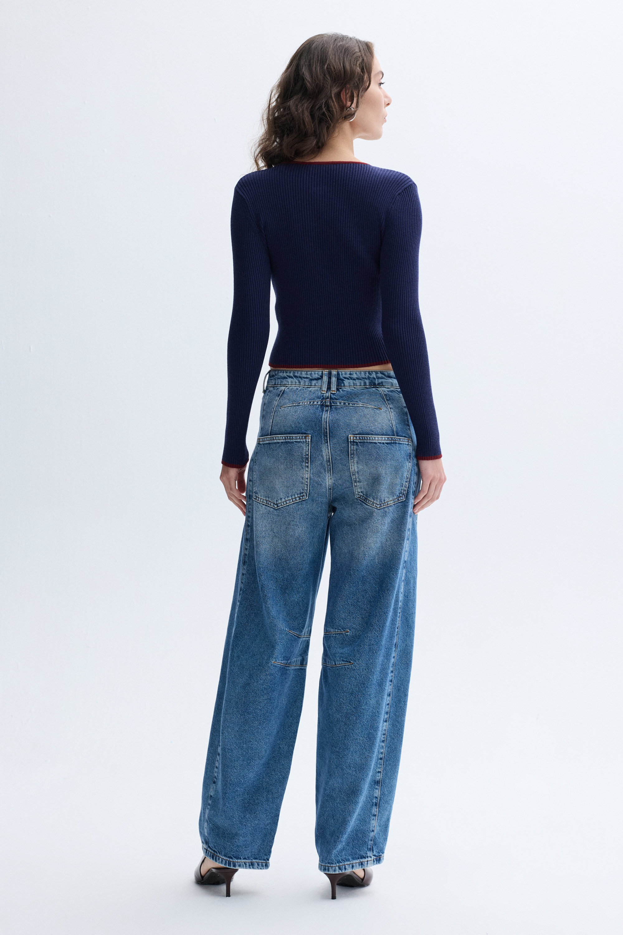 FITTED FERMUARLI BİSİKLET YAKA HIRKA