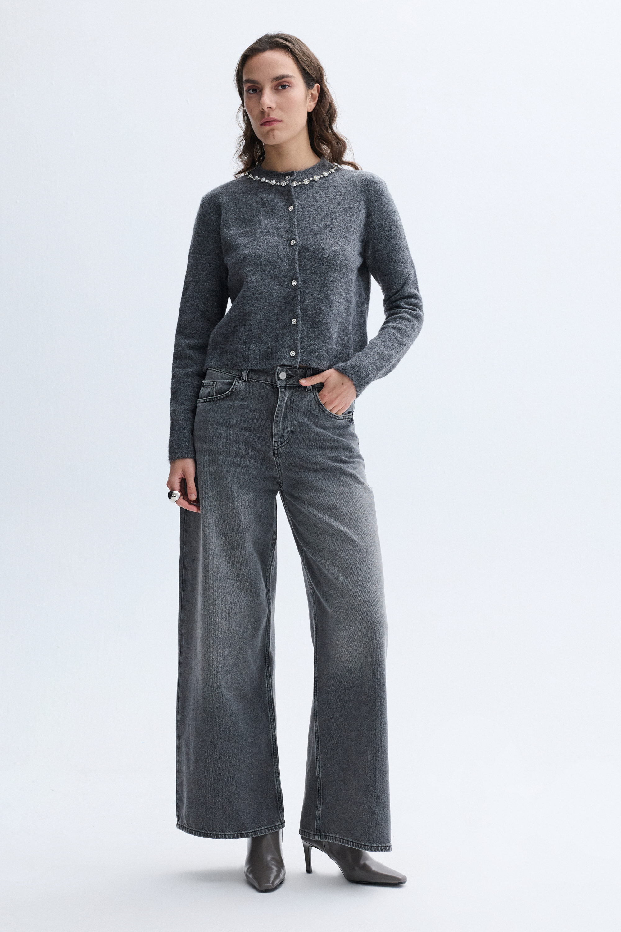 TAŞLI BİSİKLET YAKA KAZAK