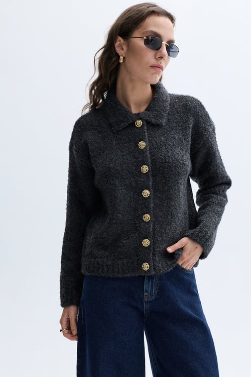 POLO YAKA DÜĞMELİ TRİKO HIRKA