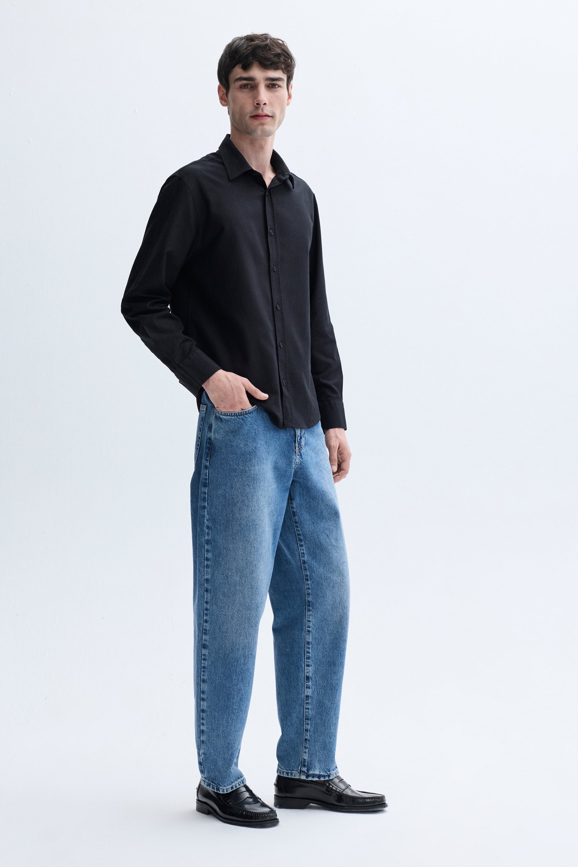 REGULAR FIT UZUN KOLLU GÖMLEK