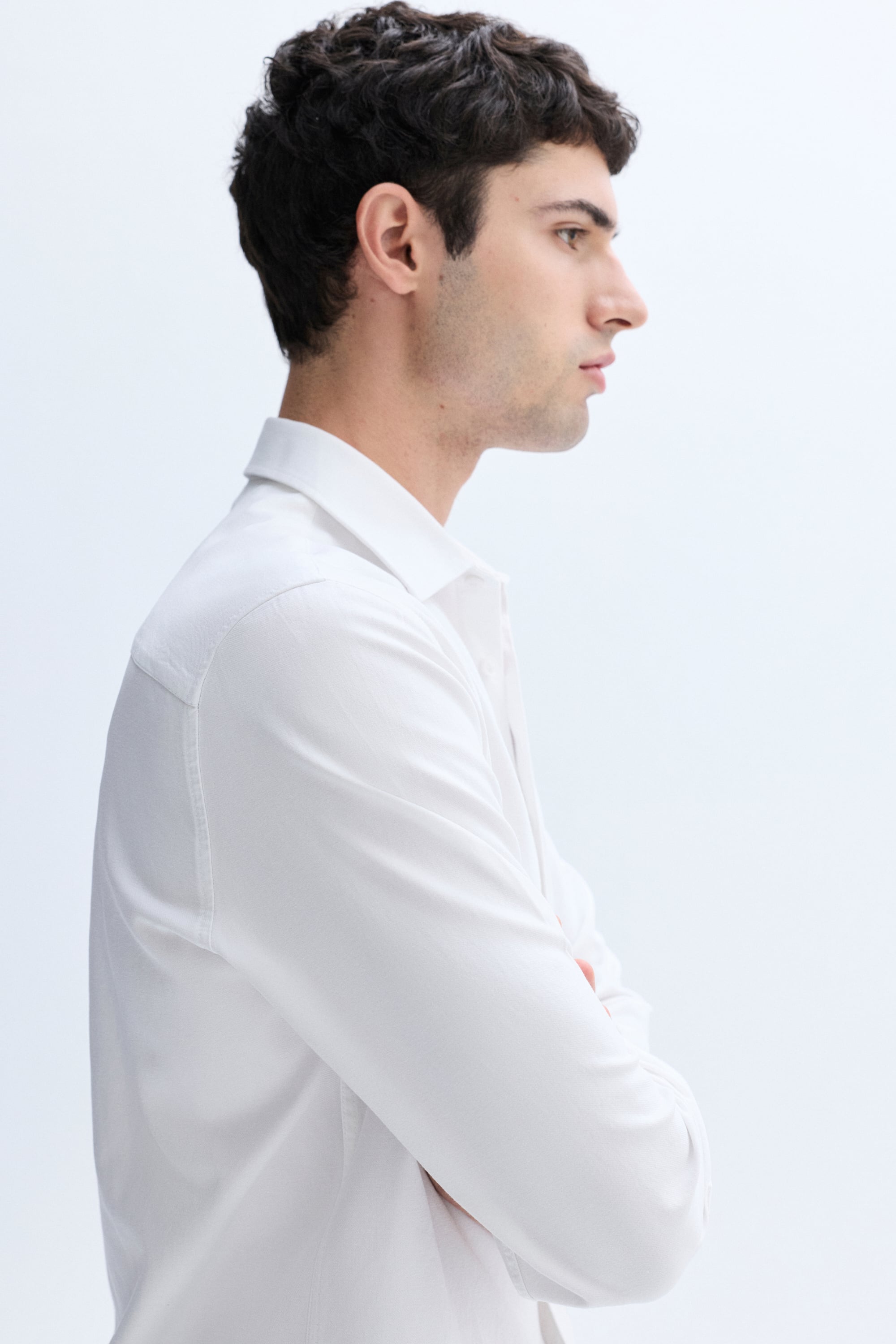 REGULAR FIT UZUN KOLLU GÖMLEK