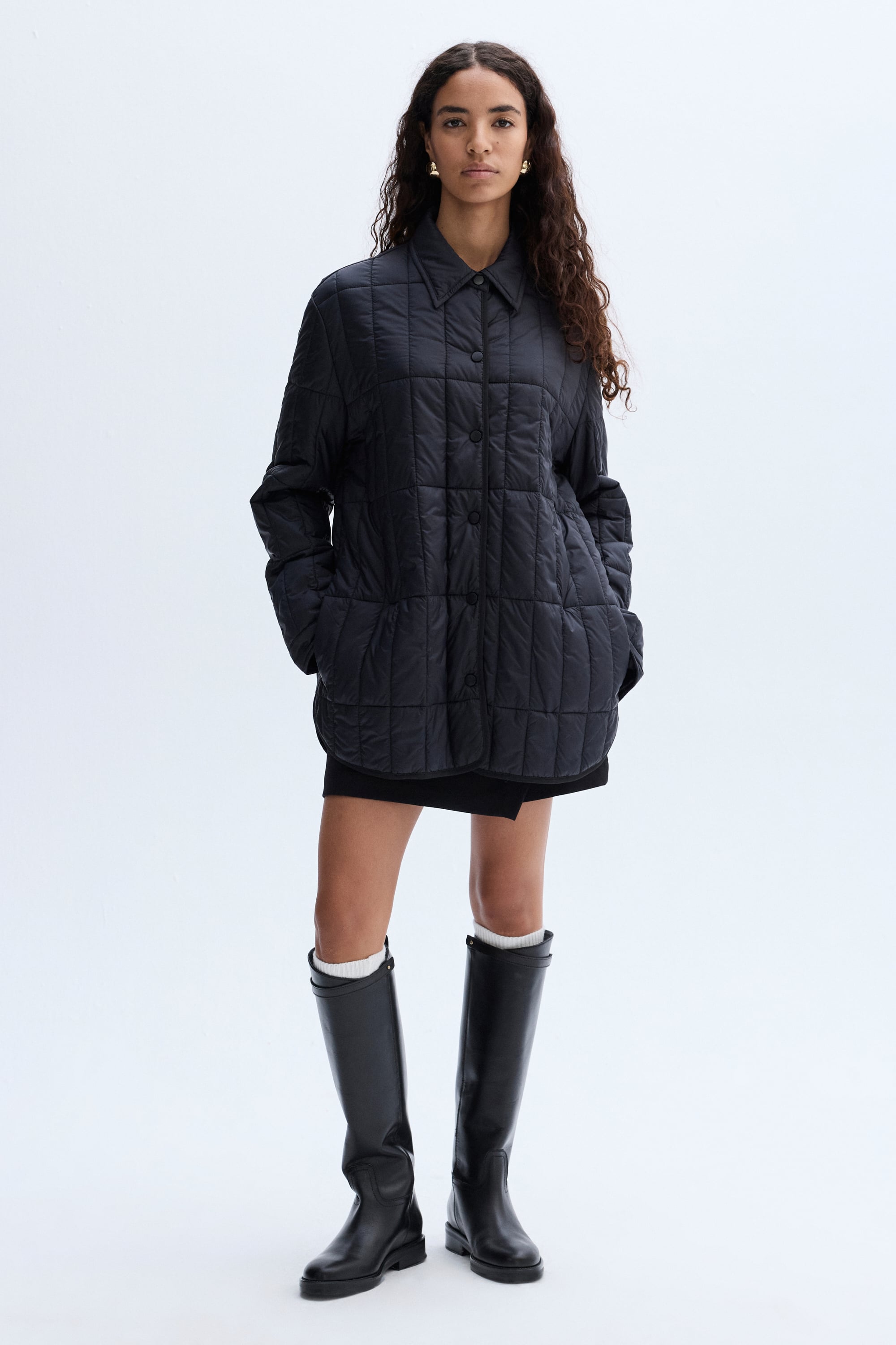 KAPİTONELİ PUFFER MONT