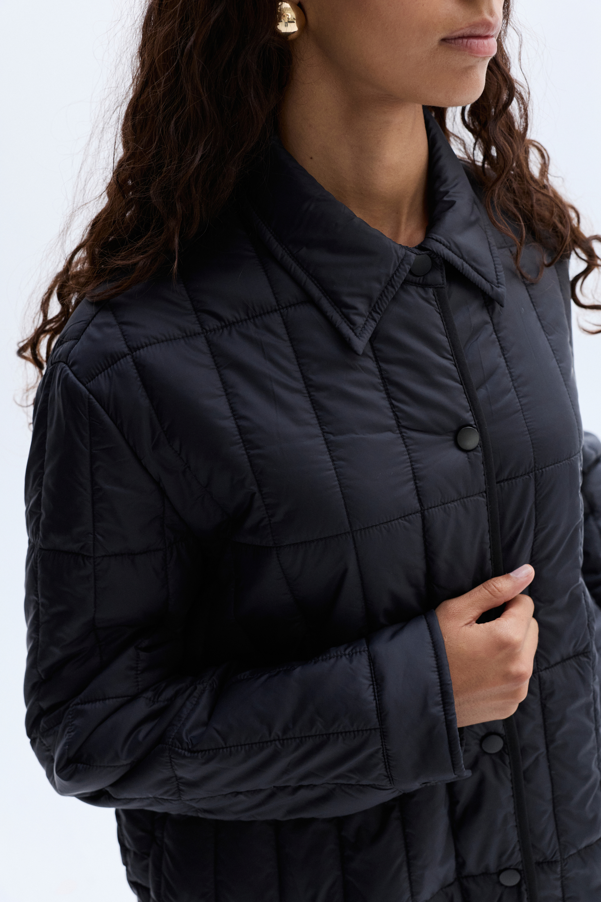 KAPİTONELİ PUFFER MONT