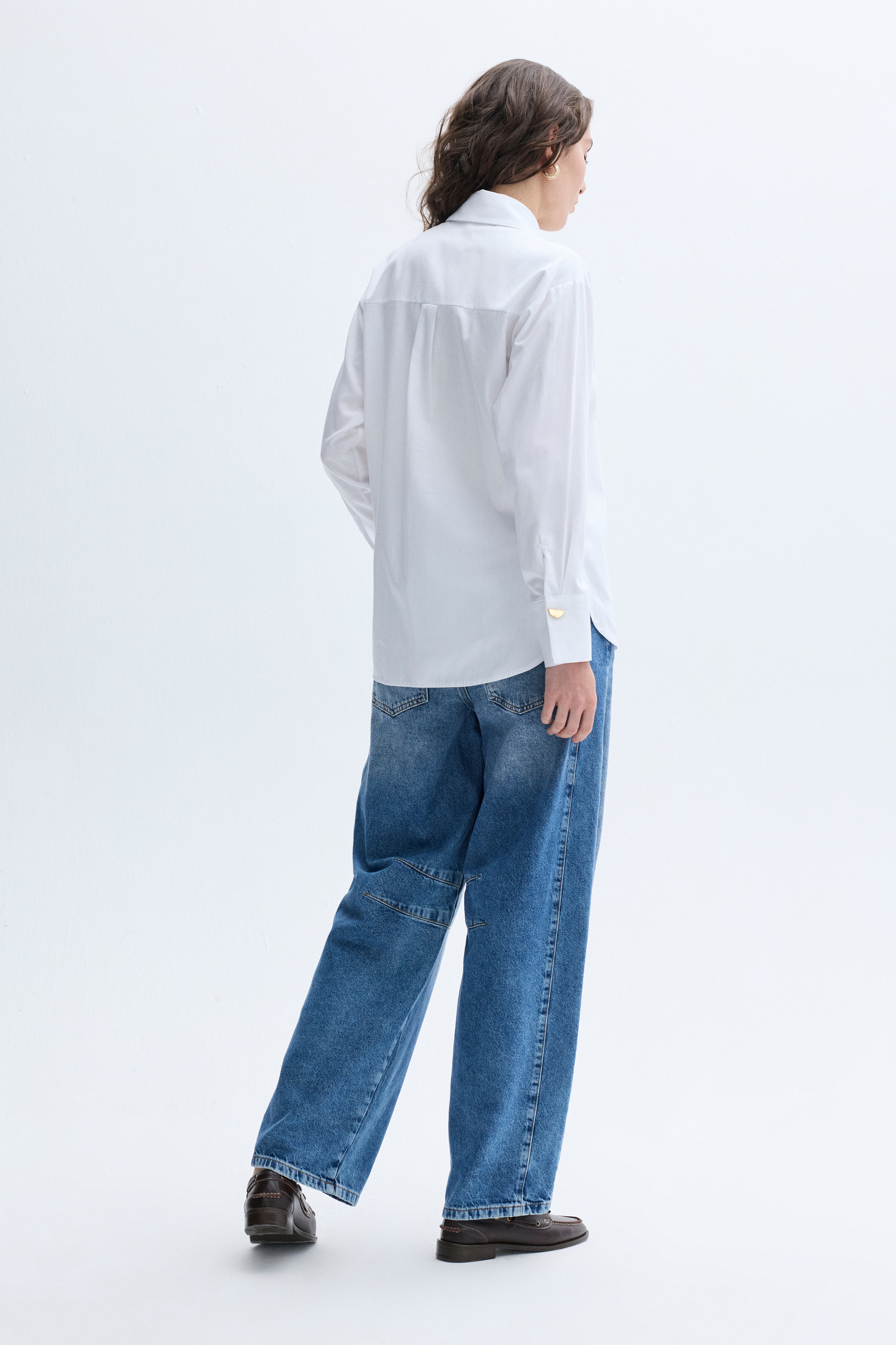 GİZLİ DÜĞMELİ UZUN KOLLU GÖMLEK