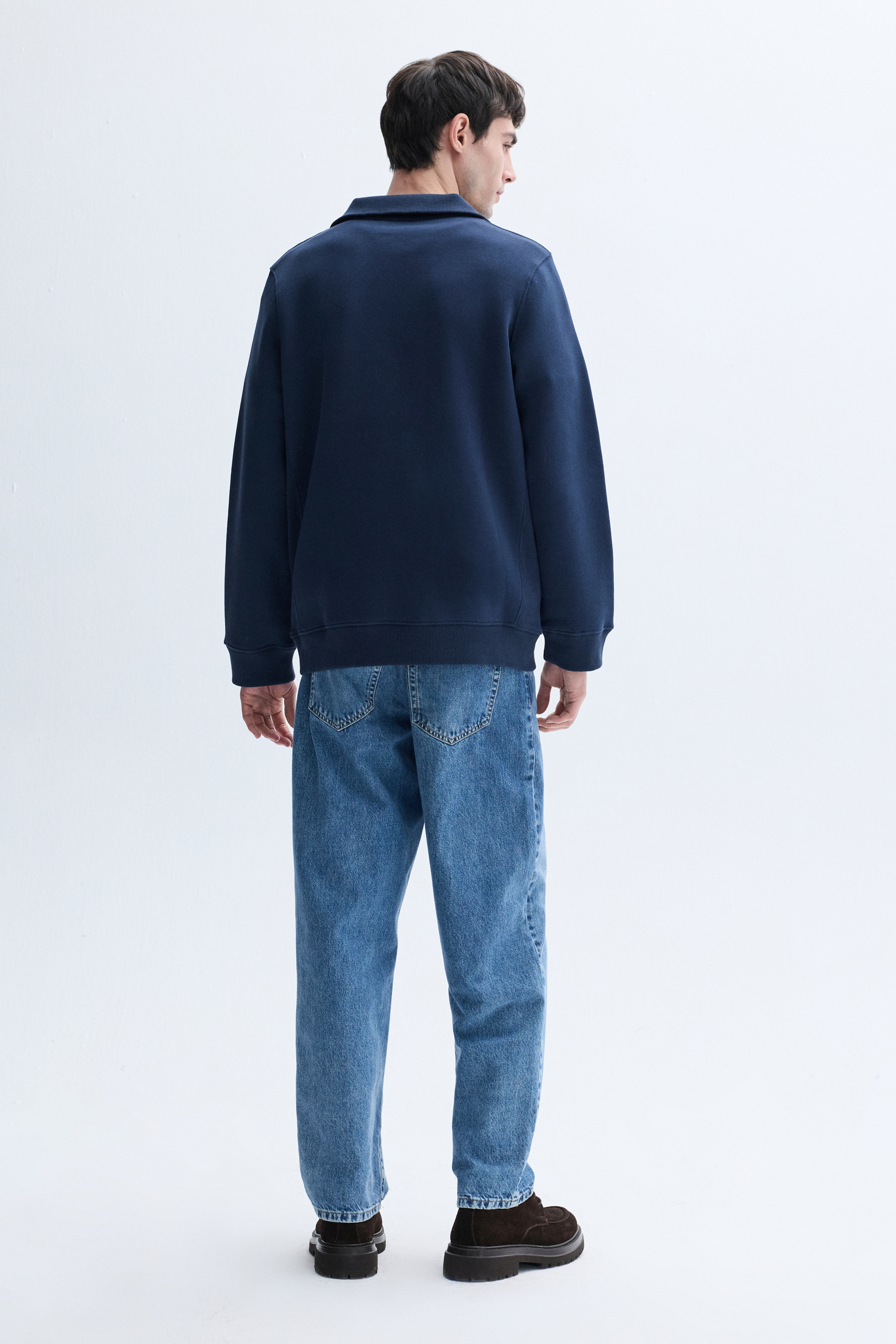 COMFORT FIT FERMUARLI DİK YAKA SWEATSHIRT