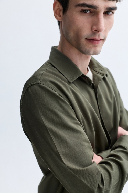 REGULAR FIT UZUN KOLLU GÖMLEK