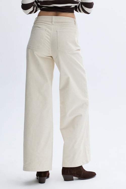 KADİFE DOKULU PANTOLON