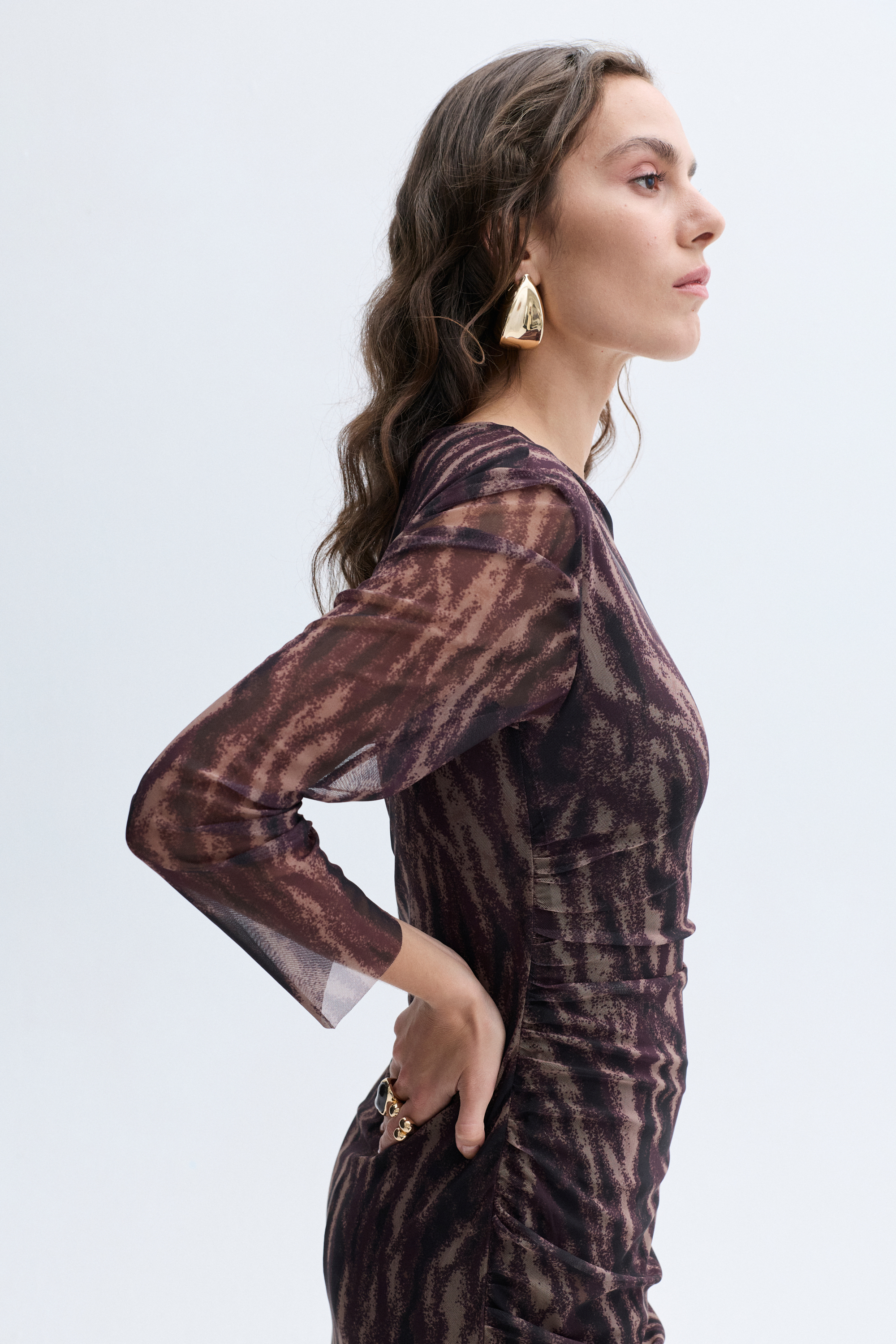 BASKILI DAR UZUN ELBİSE