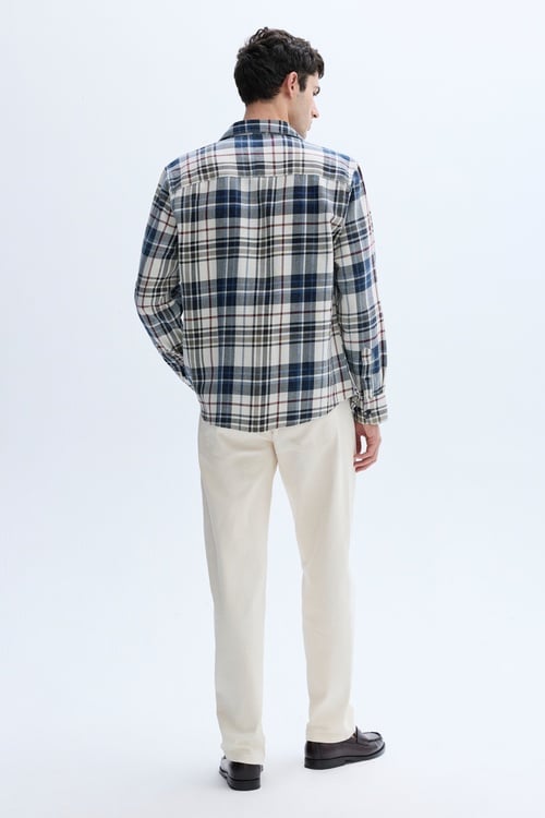 EKOSELİ REGULAR FIT UZUN KOLLU GÖMLEK