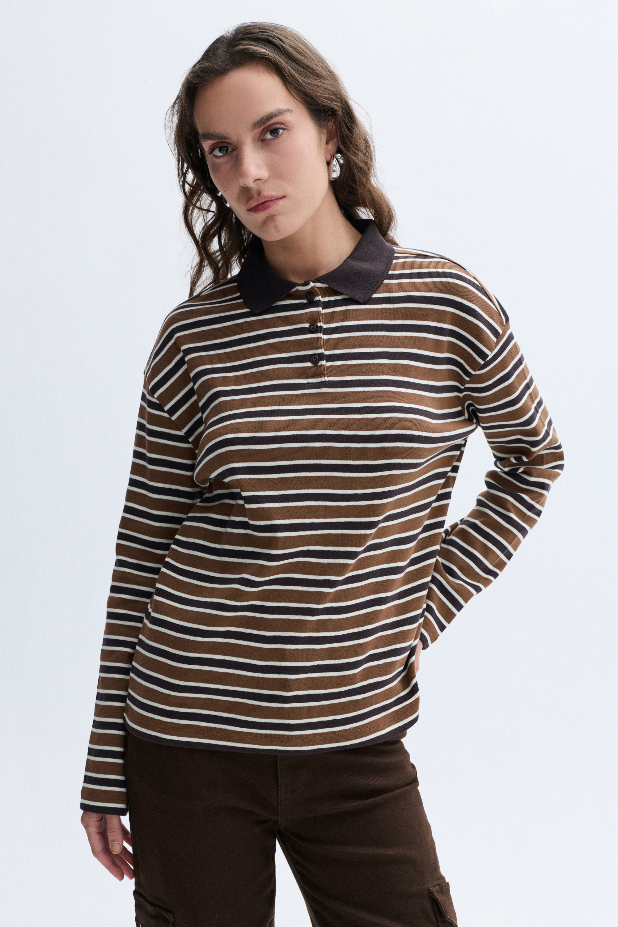 ÇİZGİLİ POLO YAKA SWEATSHIRT