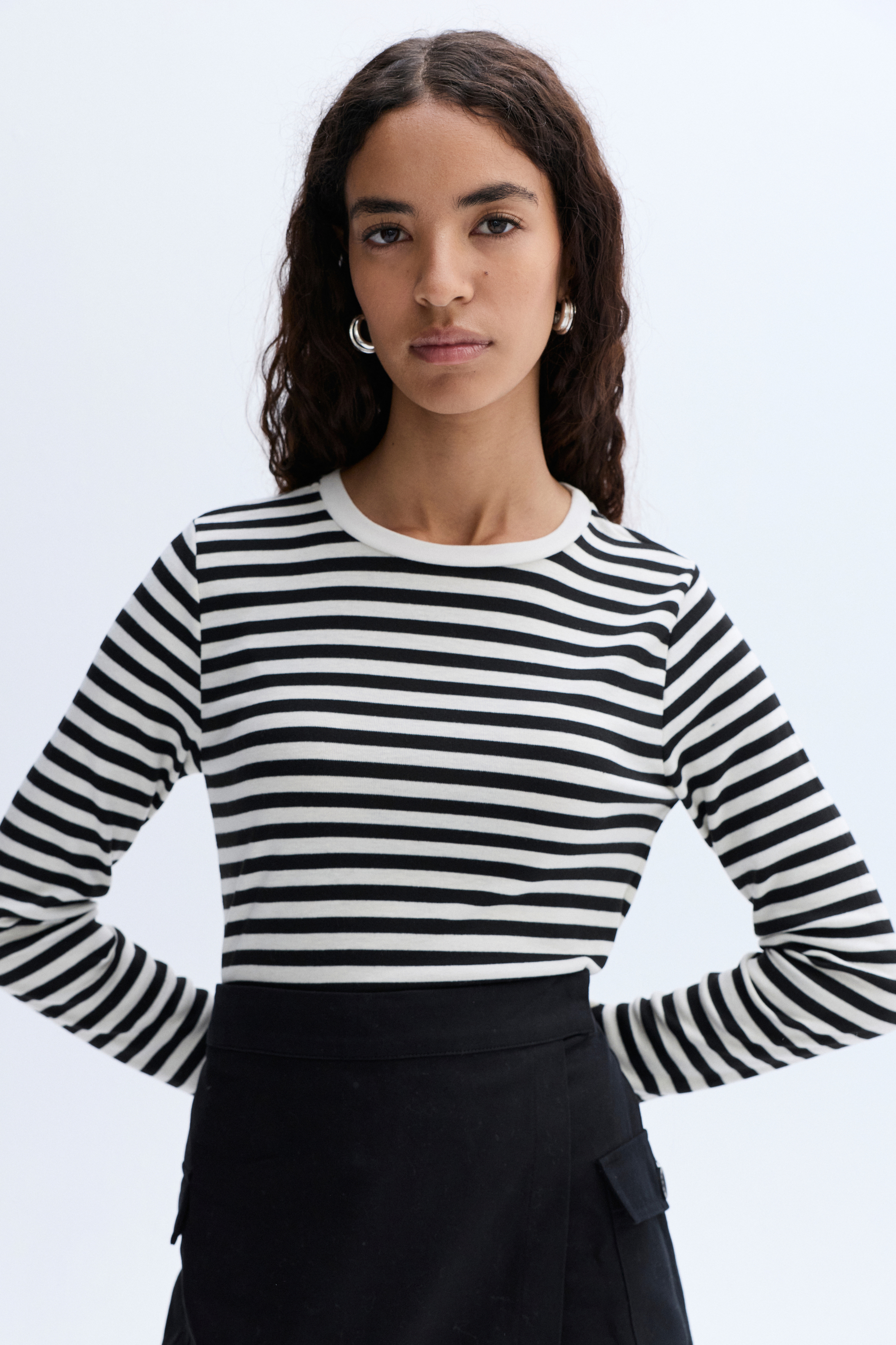 ÇİZGİLİ BİSİKLET YAKA UZUN KOLLU T-SHIRT