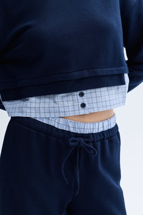 GÖMLEK DETAYLI CROP SWEATSHIRT