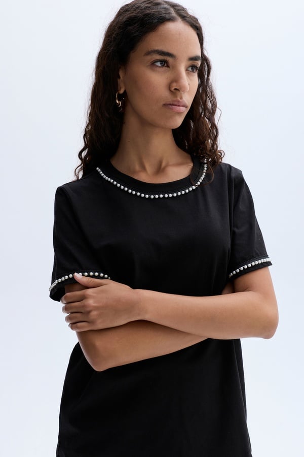 TAŞLI BİSİKLET YAKA T-SHIRT