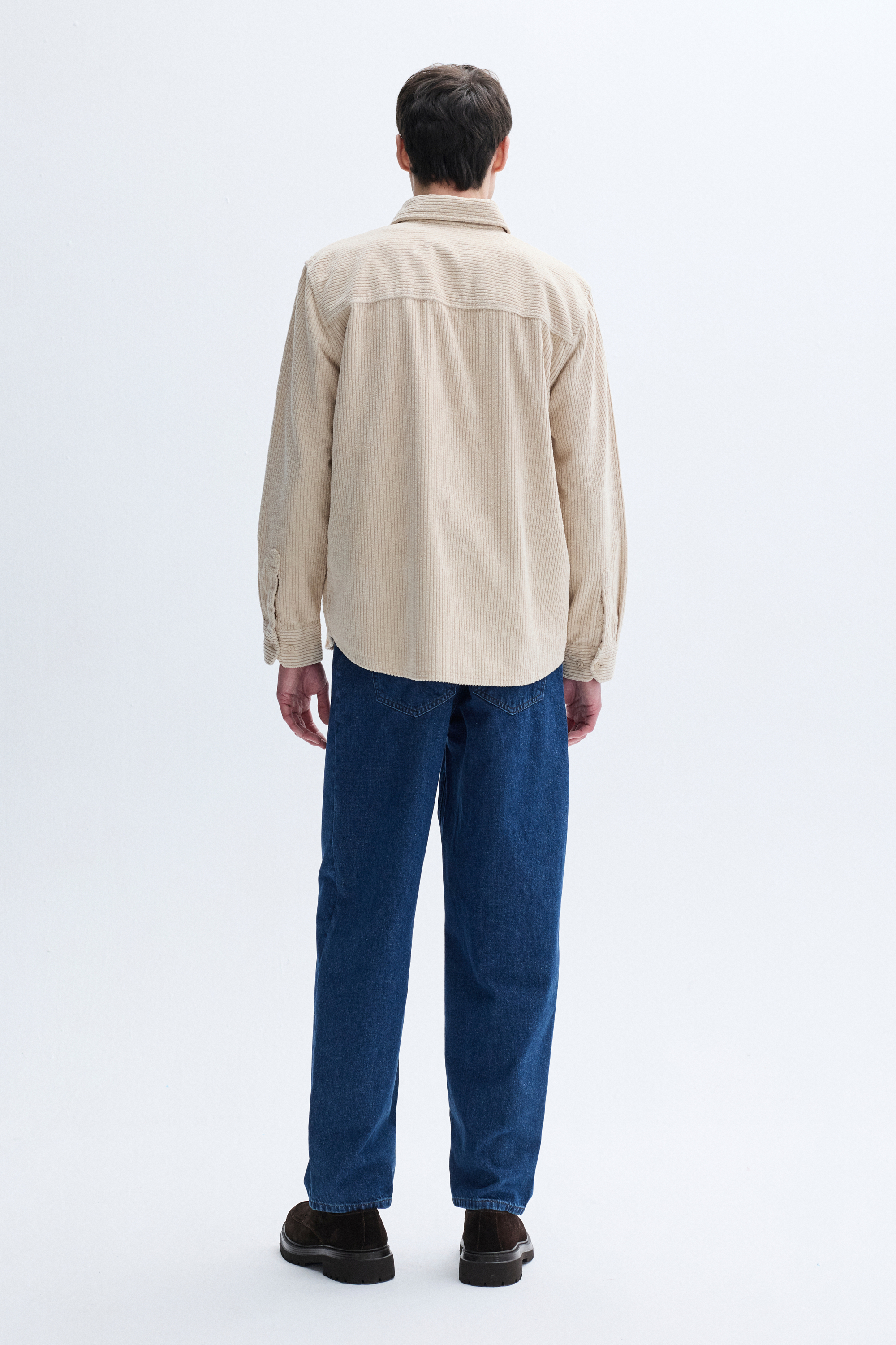 REGULAR FIT UZUN KOLLU KADİFE GÖMLEK