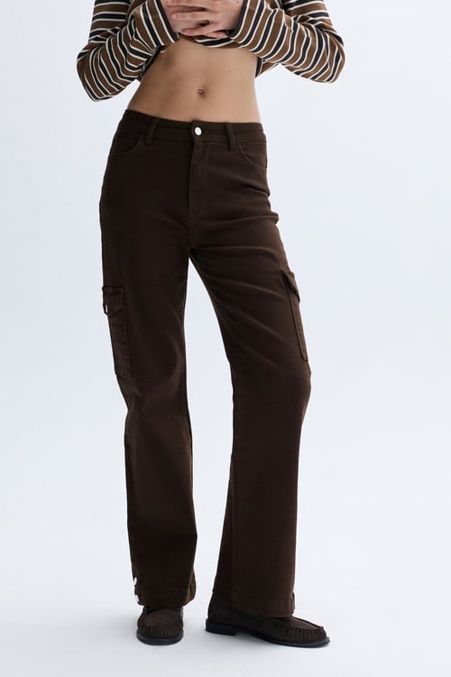 DÜĞME DETAYLI KARGO PANTOLON