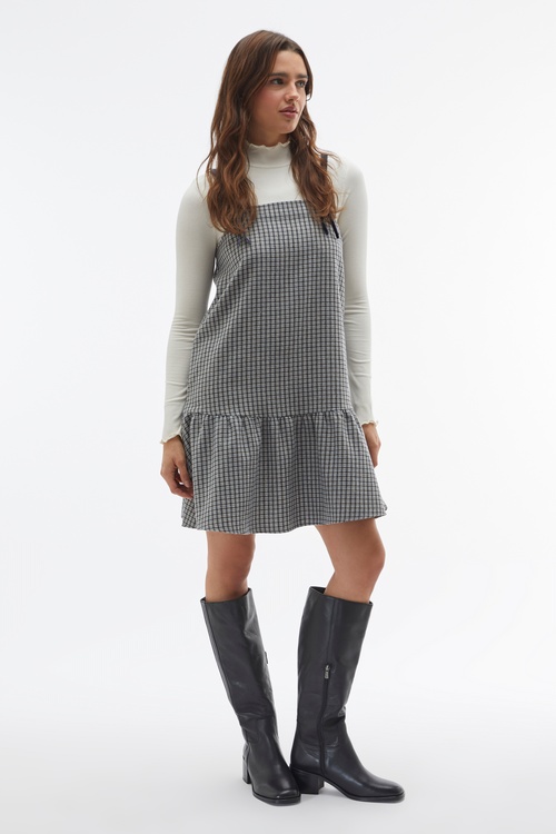 EKOSELİ KADİFE ASKILI MİNİ ELBİSE