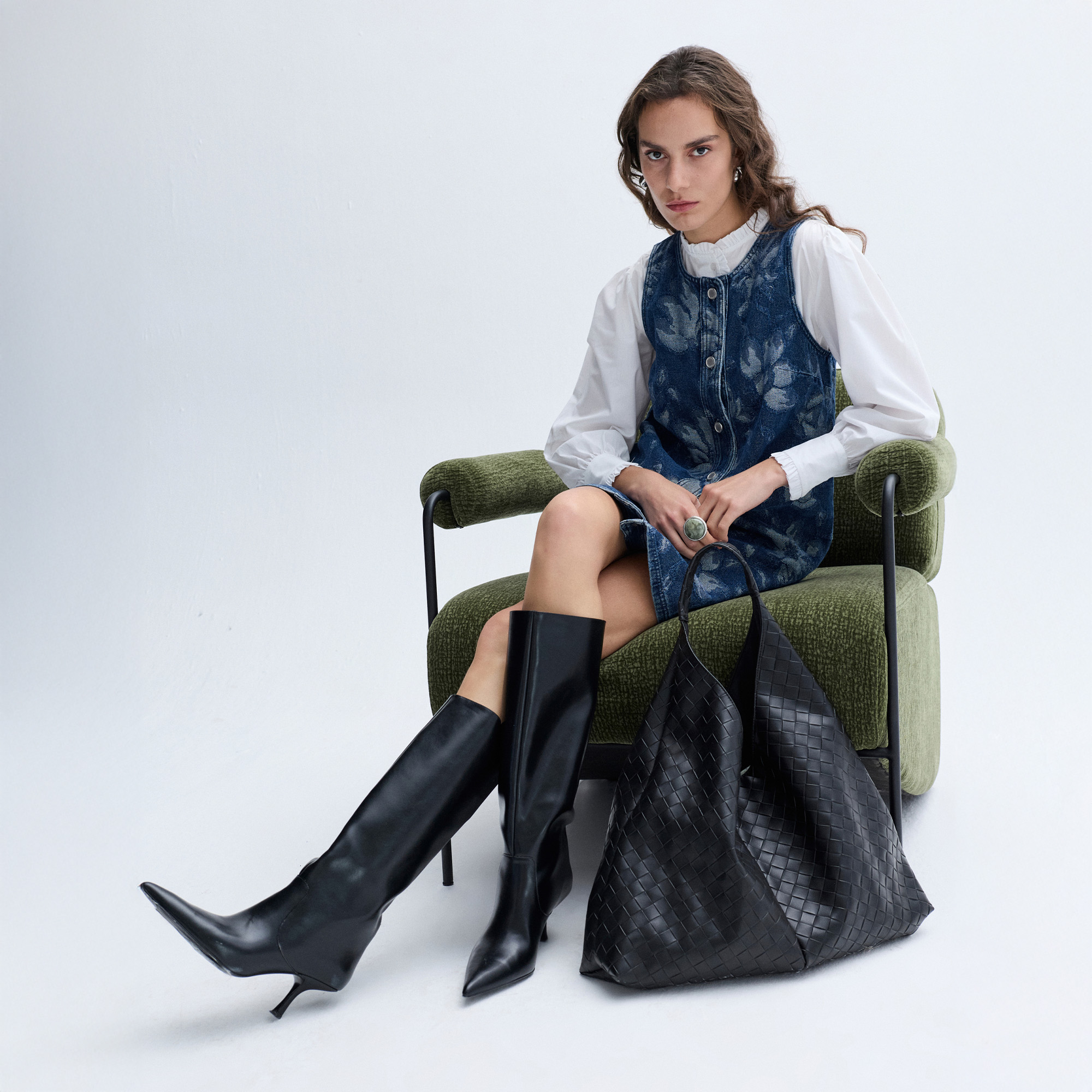 ÖRGÜLÜ SALAŞ EL ÇANTASI