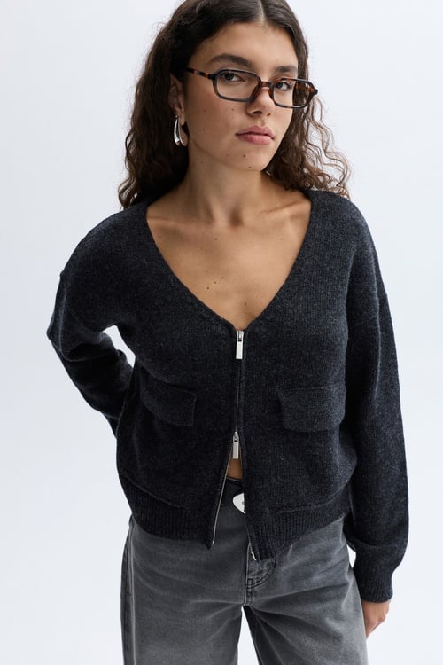 LOOSE FIT V YAKA YÜNLÜ HIRKA