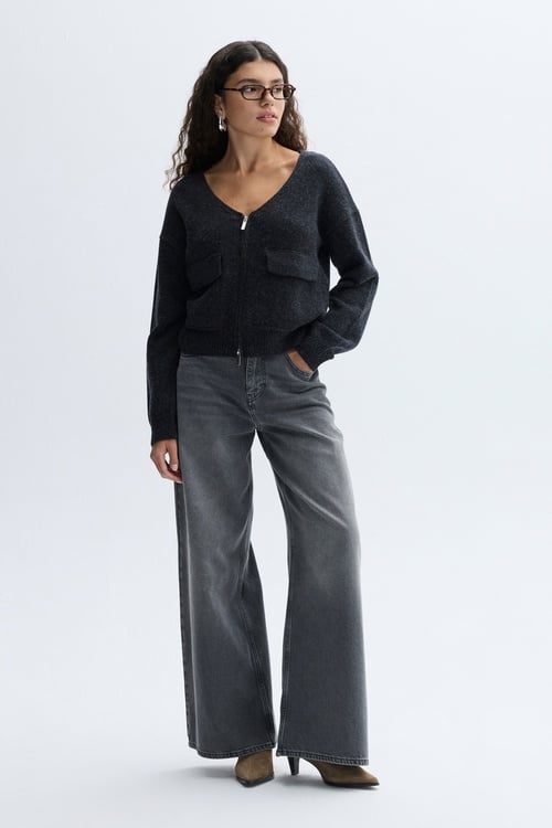 LOOSE FIT V YAKA YÜNLÜ HIRKA