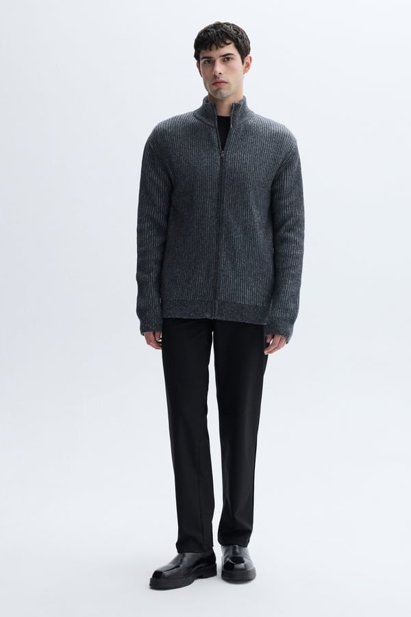 ÇİZGİLİ DİK YAKA YÜNLÜ HIRKA