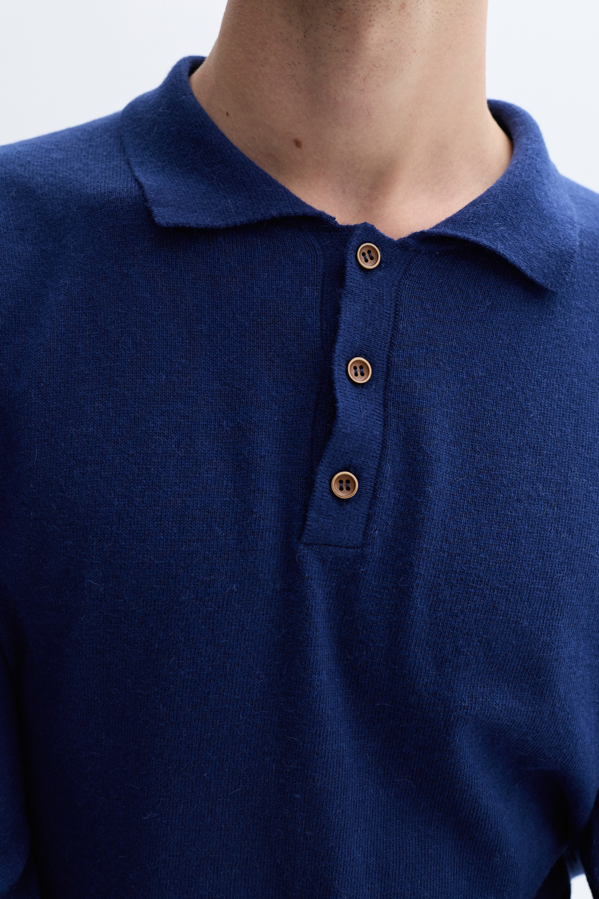 DÜĞMELİ POLO YAKA KAZAK