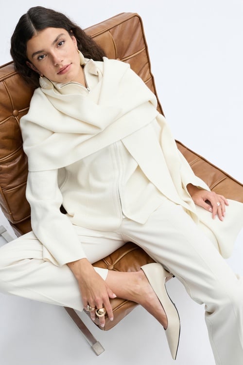  FERMUARLI YÜNLÜ PANÇO