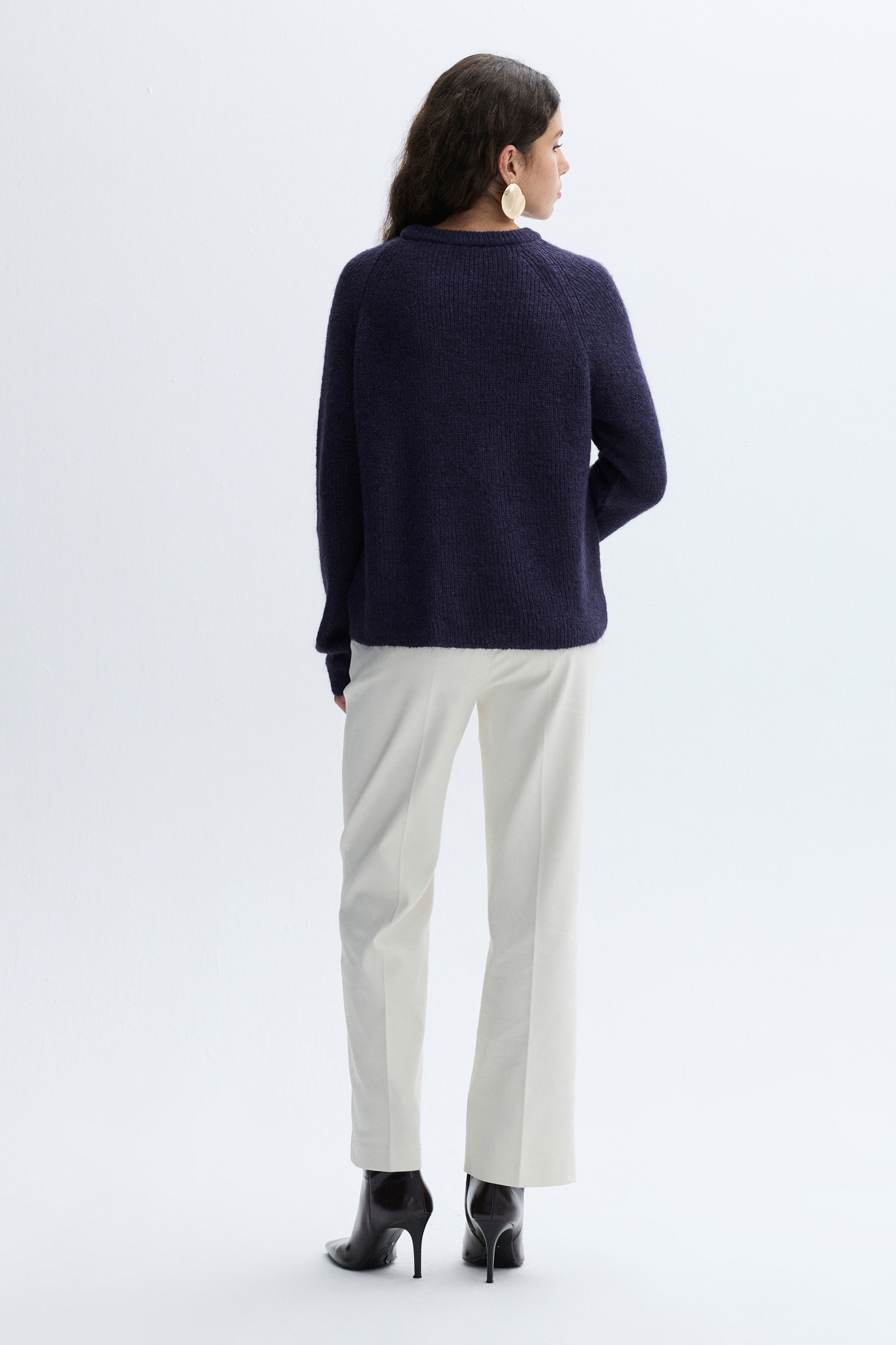 LOOSE FIT BİSİKLET YAKA KAZAK